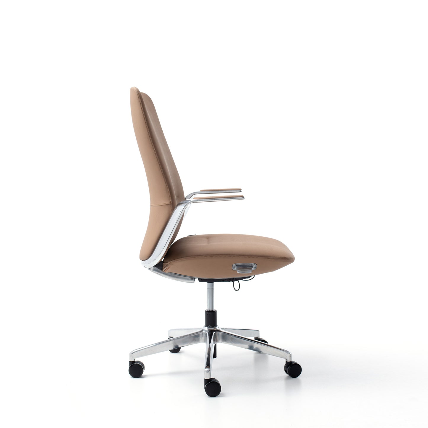 Linea Low Back