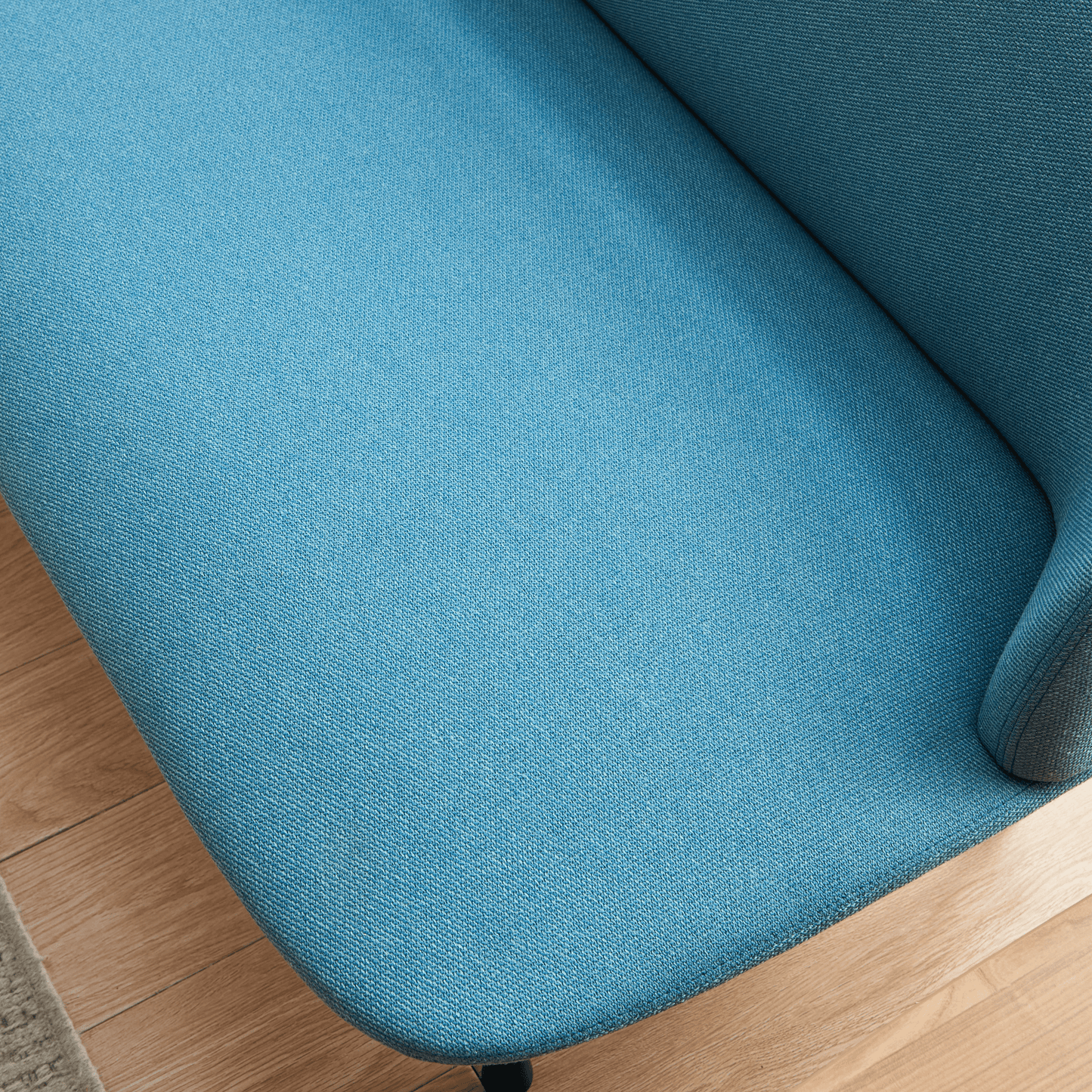 Nebbia Sofa