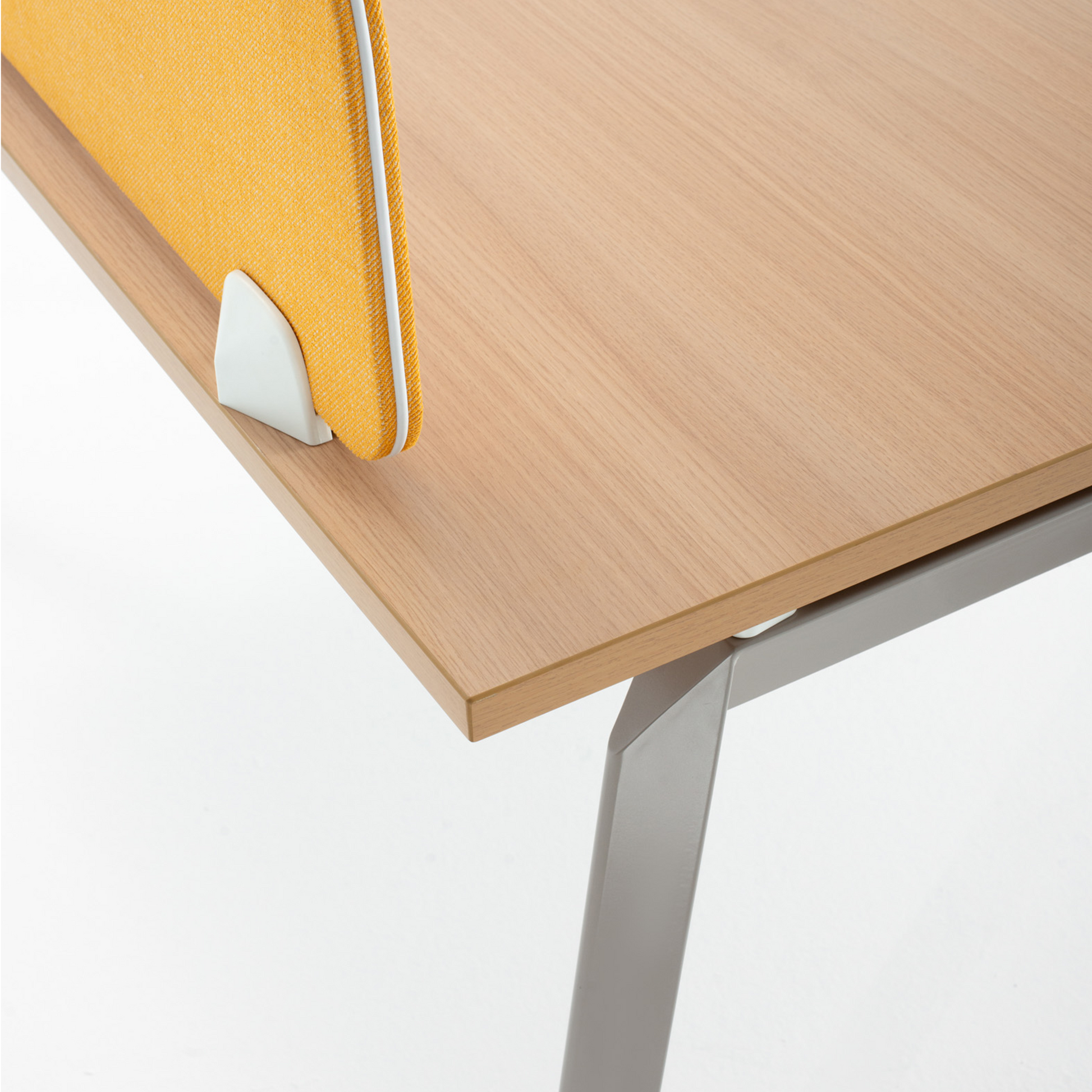 Single side workstation for 1 person - Bellucci & Ross